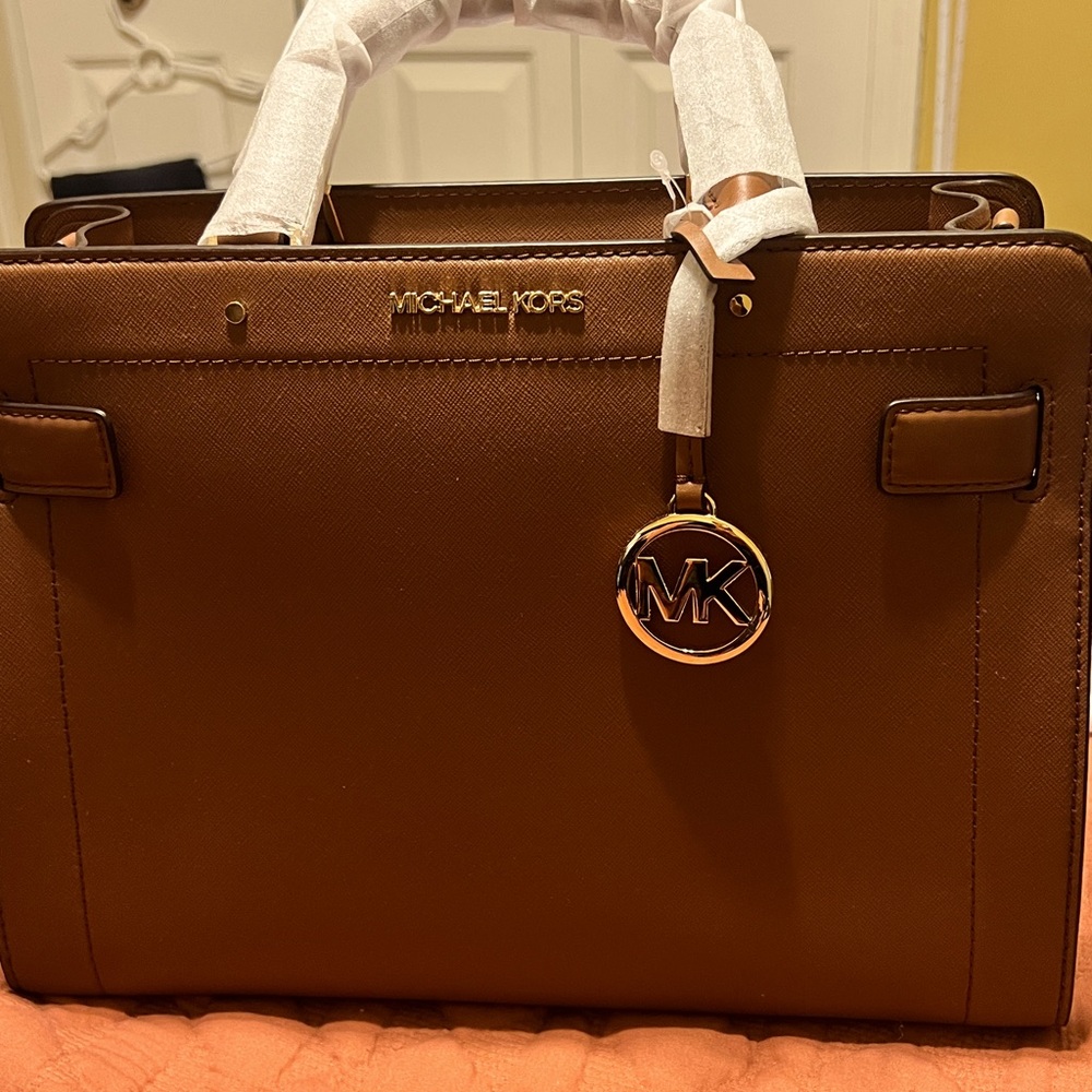 Cute bag for a cool night out!